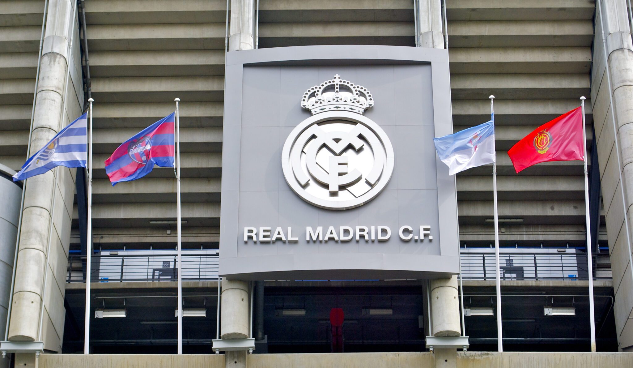 Marcelo visitó al Real Madrid previo a su participación en la Supercopa