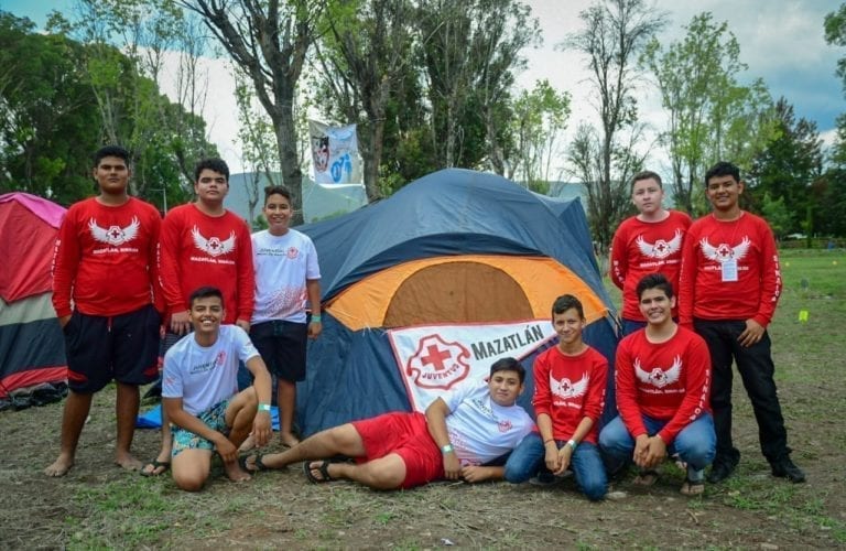 Campamento de Cruz Roja mexicana de la juventud
