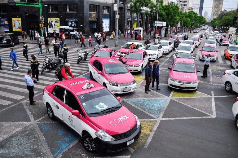 Taxistas amenazan con salir de nuevo a las calles, si no se respetan los acuerdos