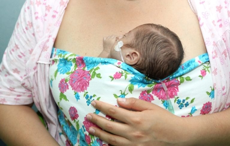 Lactancia materna, principal fuente del desarrollo psicomotor: IMSS