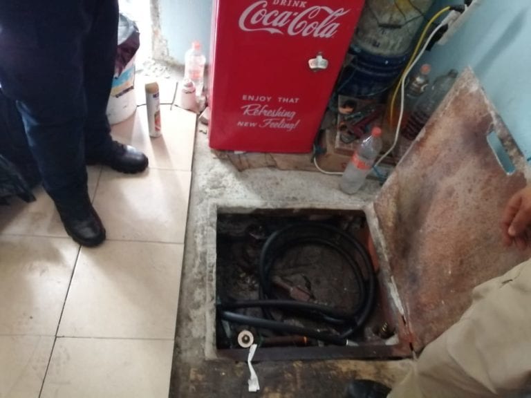 Localizan toma clandestina de combustible en Iztacalco