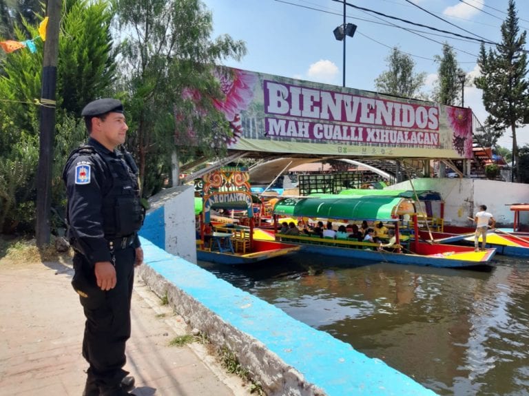 Policía capitalina realiza recorridos de seguridad en los canales de Xochimilco