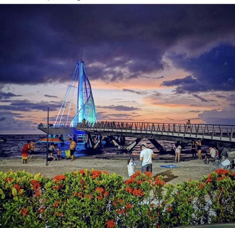 Disfrutar el Día de Muertos a la orilla de la playa en Puerto Vallarta, una experiencia imperdible