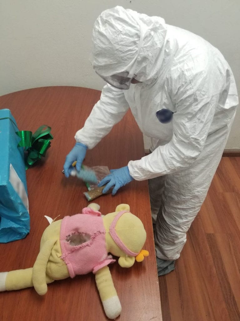 Decomisan en Guadalajara un muñeco de peluche relleno de fentanilo