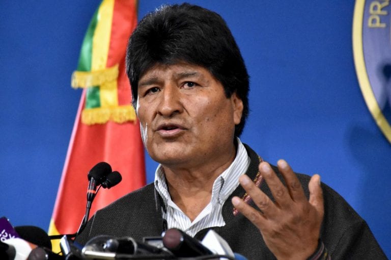 Anuncia Evo Morales que parte de Bolivia rumbo a México