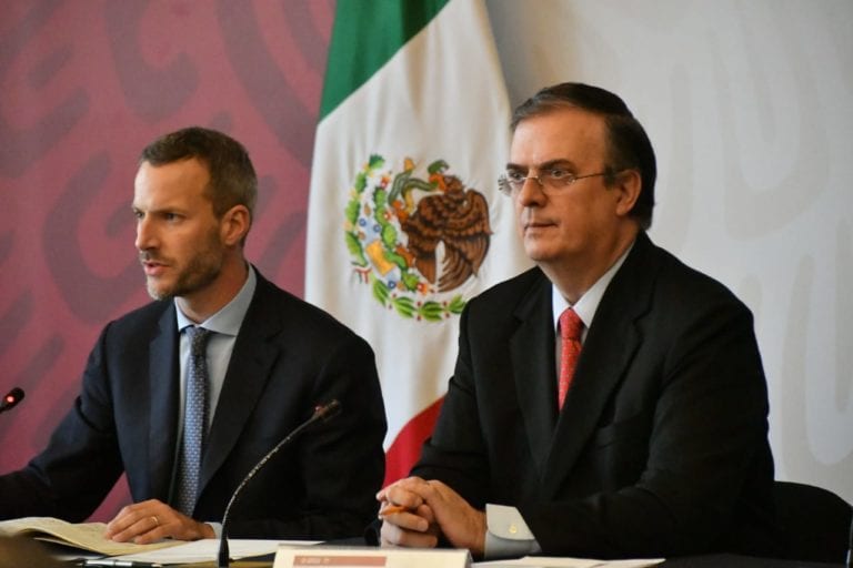 Empresas estadounidenses se comprometen a invertir en México