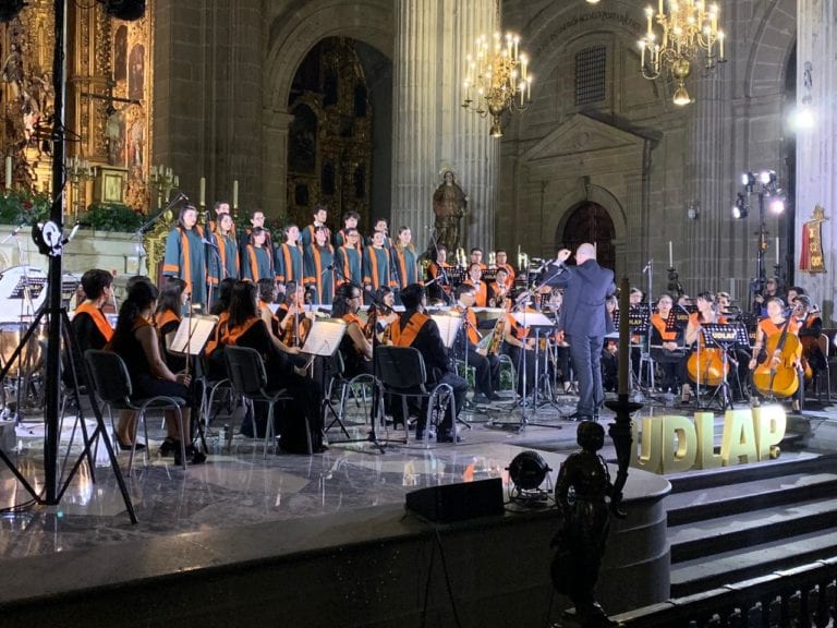Por segundo año consecutivo la UDLAP realiza su concierto de Navidad en la Catedral Metropolitana