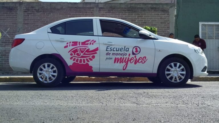 Ecatepec tendrá escuela de manejo para mujeres