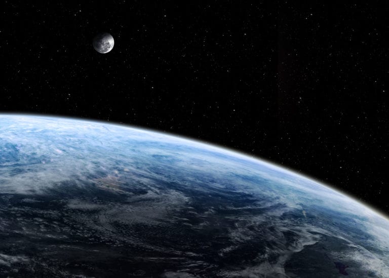 Científicos hallan una “mini luna” orbitando la Tierra