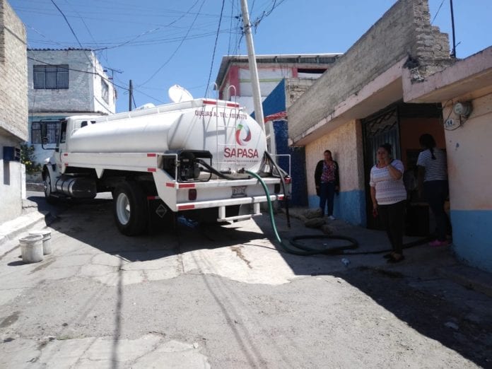 ComenO distribución agua potable en pipas en Atizapán