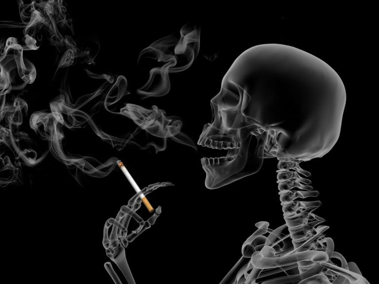 Componentes relacionados con el tabaquismo, te pueden seguir en el cine o el teatro