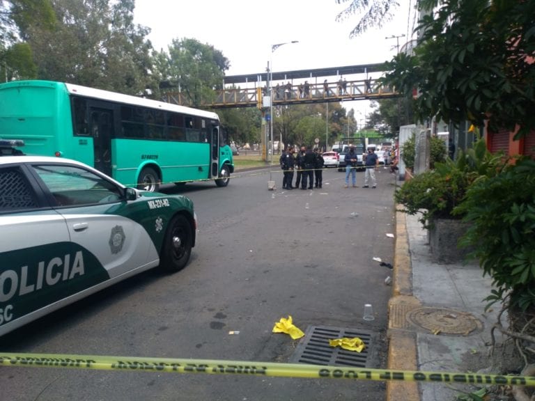 Elemento de la PDI frustra asalto a transporte público en Iztacalco