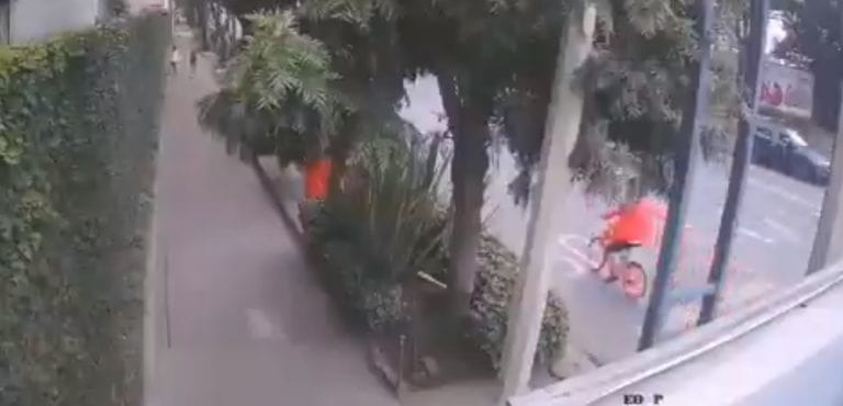 Queda libre el conductor que arrolló a un ciclista en la Ciudad de México