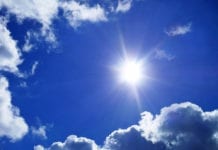 Los beneficios legales de tomar el sol mucho tiempo en cierto país