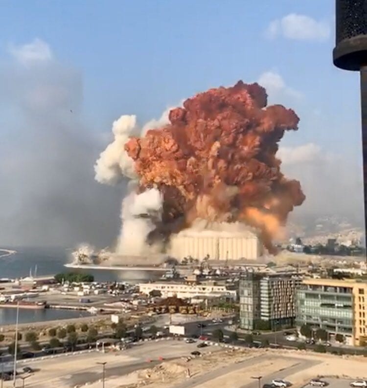 Se registra fuerte explosión de Beirut, Líbano