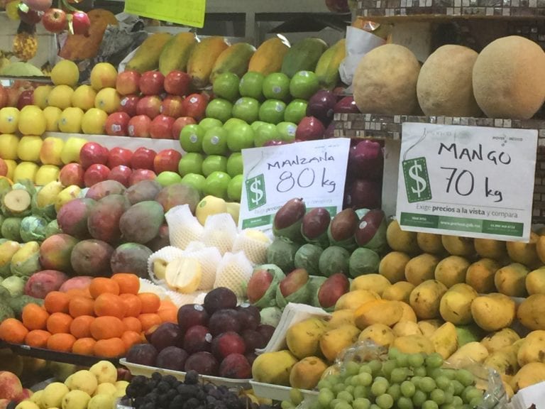 Inflación en octubre 4.09 por ciento, arriba de la meta de Banxico