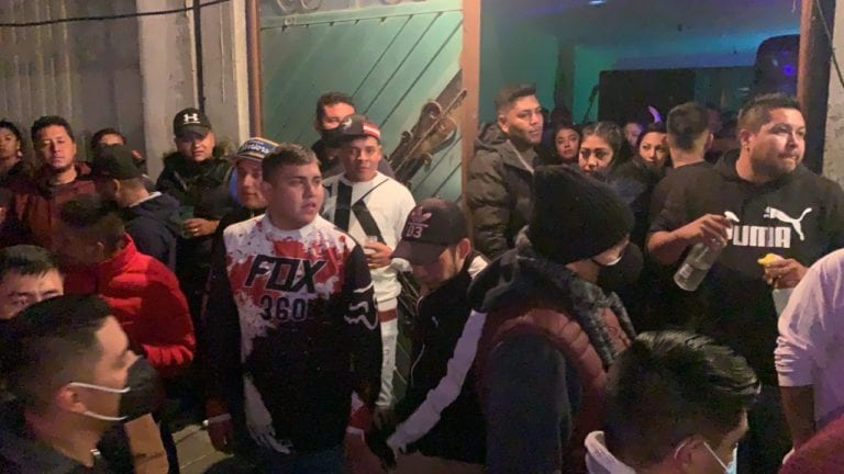 Suspenden 13 fiestas en Ecatepec y asistentes se molestan con la autoridad