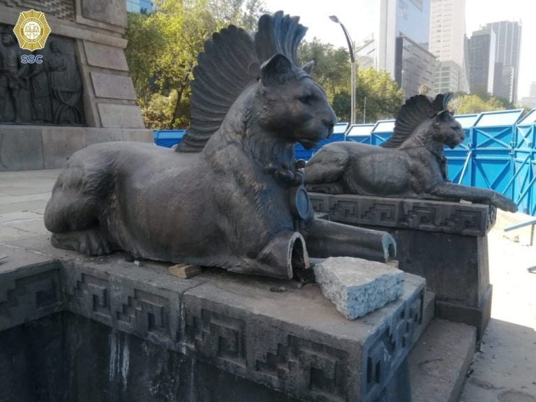 Dejan en libertad a los 3 detenidos por mutilar una escultura sobre Reforma