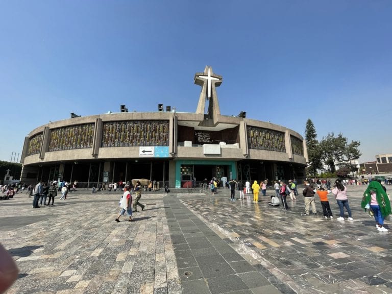 Son 127 las personas que han intentado ingresar a la Basílica de Guadalupe para cantarle las mañanitas a la virgen