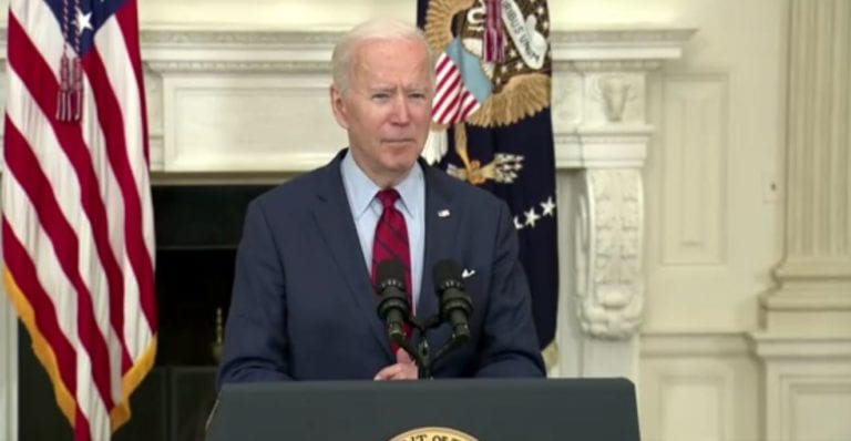 Joe Biden anunció un indulto a personas presas por posesión de marihuana