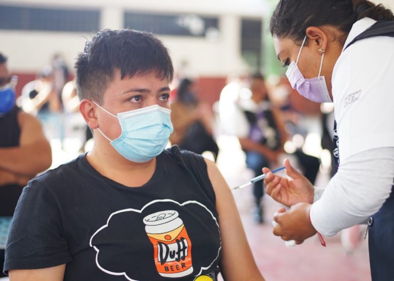 Miles personas vacunadas en Ecatepec
