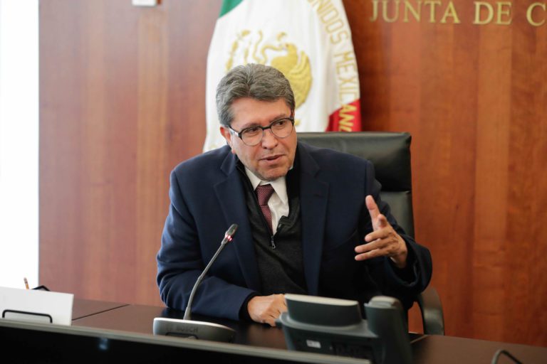 Inseguridad, inflación y salud, los retos legislativos de Morena, afirmó Monreal