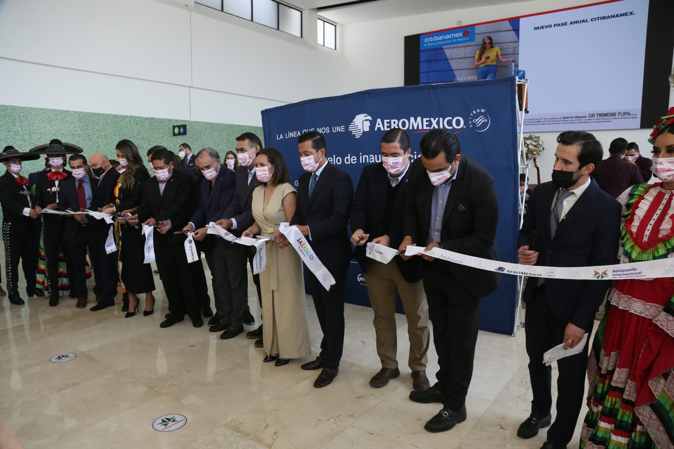 Se conectará vía aérea de manera directa la Ciudad de Guadalajara y España  - 88.9 Noticias