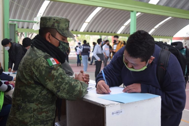 Ayuntamiento de Ecatepec creará una plataforma digital para que jóvenes que cumplirán 18 años realicen tramite en línea para obtener cartilla militar