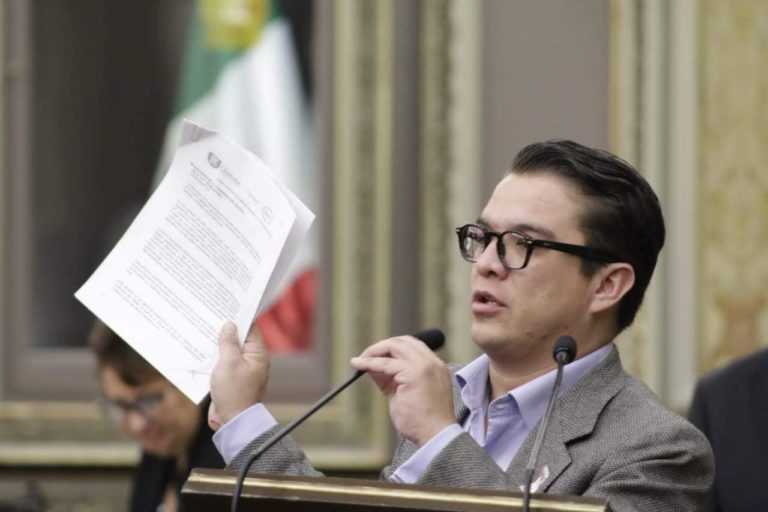 Exigen al Senador Alejandro Armenta, no interferir en FuerzaXMéxico en Puebla