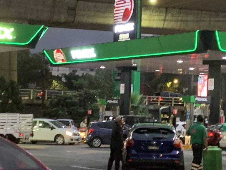 Si no hubiéramos hecho nada, el precio de la gasolina regular sería de 34 pesos litro: SHCP