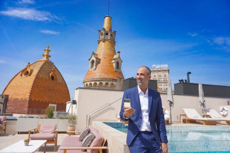 Marcos Toscani conquista a TikTok con su concepto “Experto en Hoteles”