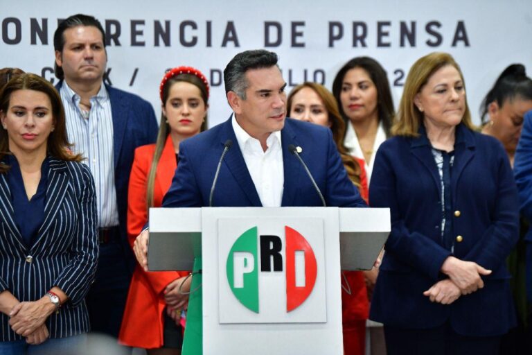 Propuestas, no ataques, para ganar el Estado de México: Alejandro Moreno