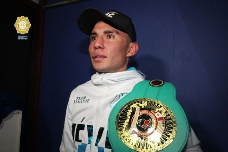 El policía Juan Francisco “El Elegante” Martínez se convirtió en campeón de Peso Gallo