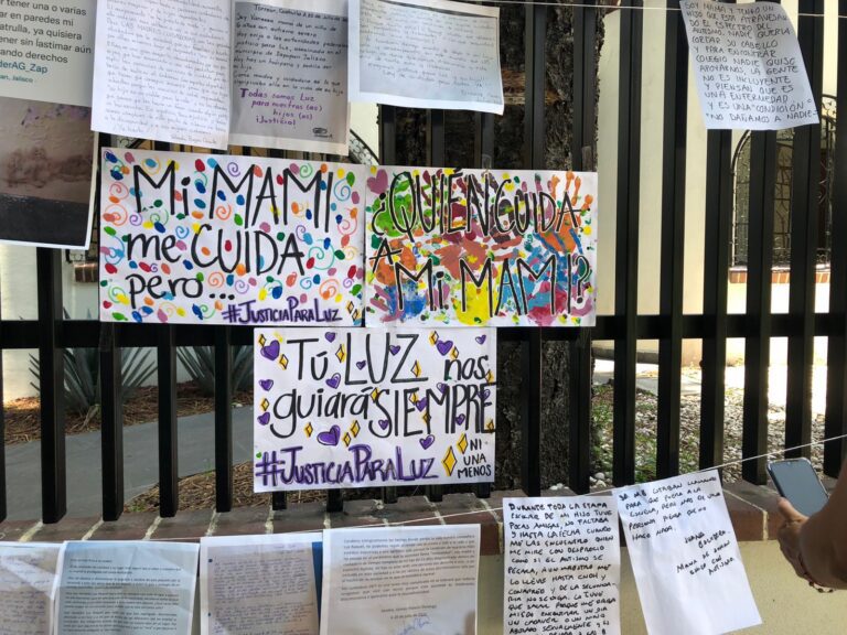 Mujeres de todo el país exigen una Ley de Cuidados Ya… ante el feminicidio de Luz Raquel