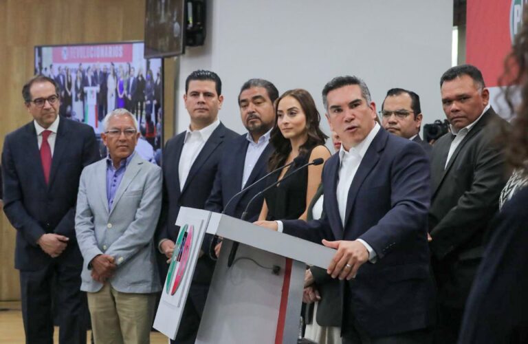 Rolando Zapata Bello, nuevo estratega electoral del PRI