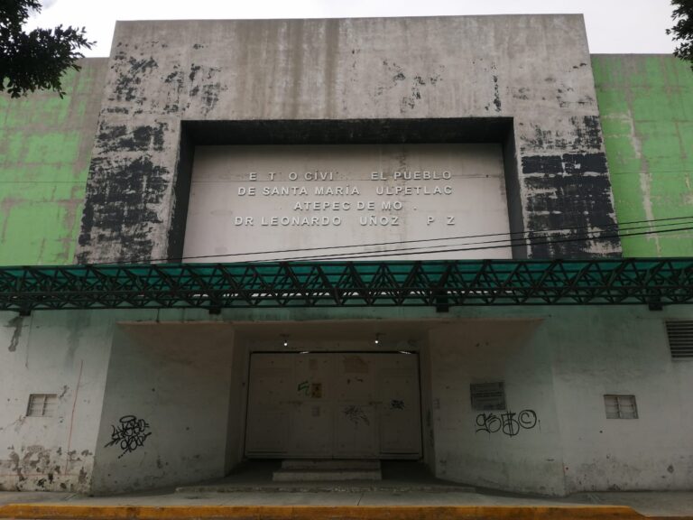 Regularán Centros Cívicos de Ecatepec