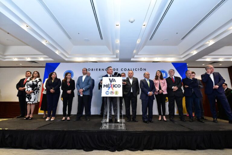 PAN y PRD anuncian una suspensión temporal de la Alianza Va por México