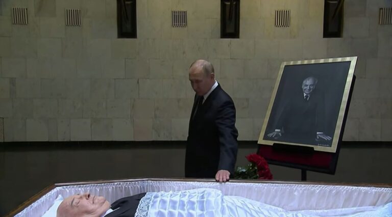 Vladimir Putin no asistirá al funeral de Mijaíl Gorbachov