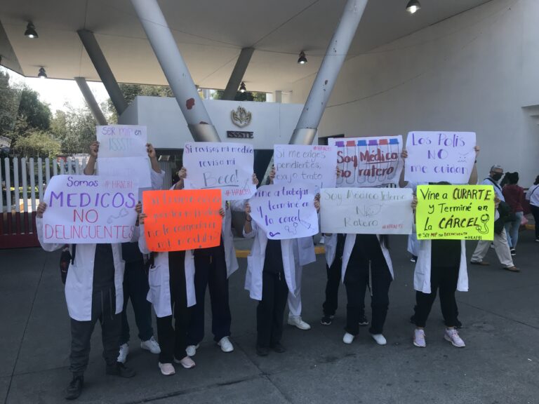 Protesta Médicos ISSSTE