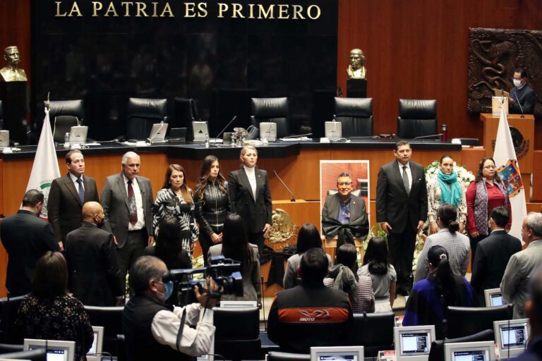 El Senado de la República realiza un homenaje luctuoso en memoria del senador Faustino López Vargas