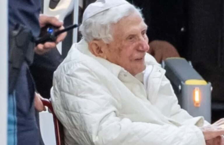 Murió el Papa emérito Benedicto XVI