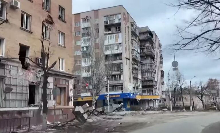 Ucrania reporta ataques pese al alto el fuego anunciado por Rusia