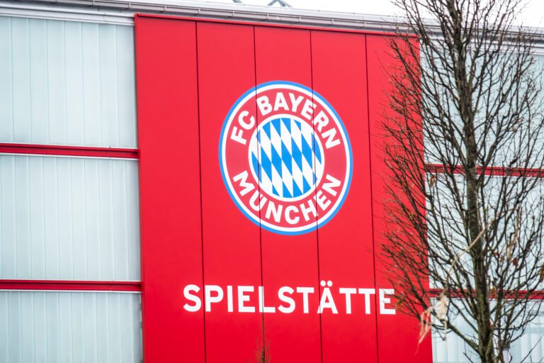 6-0. El Bayern recupera sensaciones a costa del Schalke y se mantiene líder