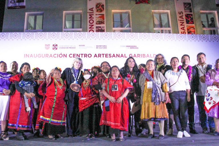 Abre Centro Cultural y Artesanal Indígena en Garibaldi