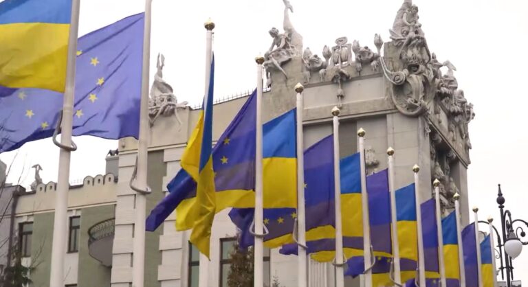 UE y Ucrania celebran cumbre en Kiev
