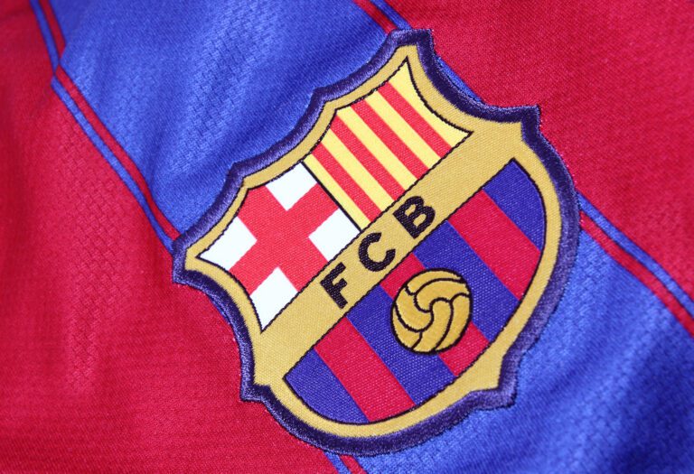 El Barcelona repite once; el Osasuna, con nueve novedades