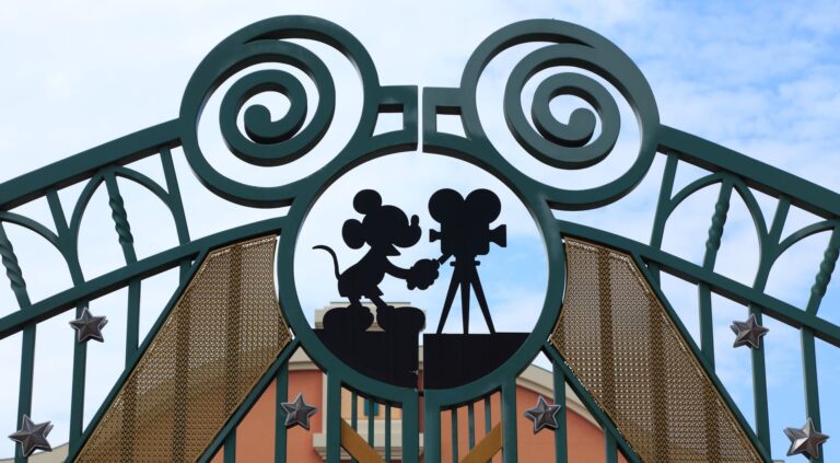 Disney retrasa trailer de “La Sirenita”