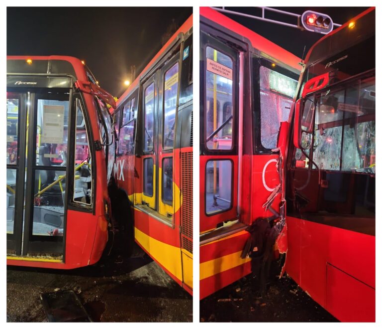 Se registra choque entre dos unidades del Metrobús; alrededor de 20 personas resultaron lesionadas