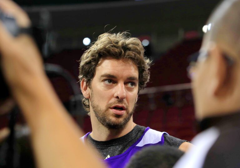 Pau Gasol of Los Angeles Lakers takes part in a training session of LA Lakers for a 2013-2014 NBA preseason game against Golden State Warriors in Beijing, China, 14 October 2013.