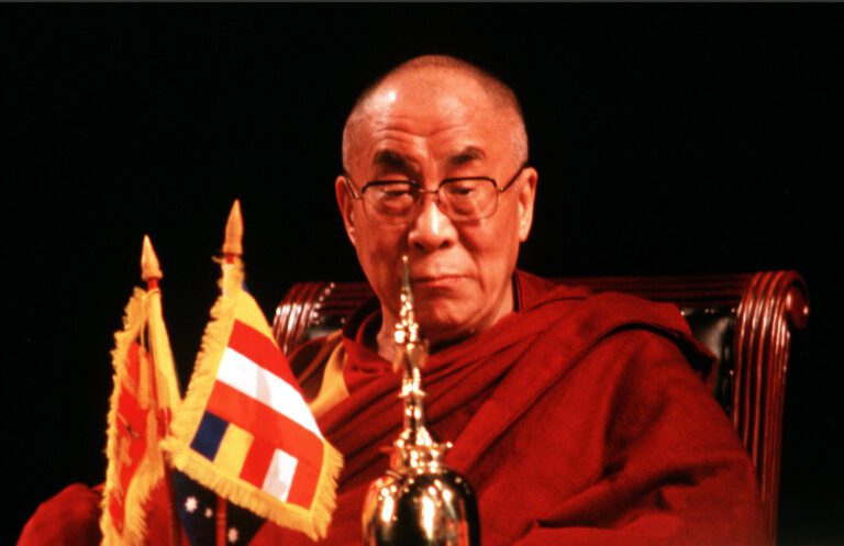 Otra vez el Dalái Lama se encuentra en medio de la polémica 